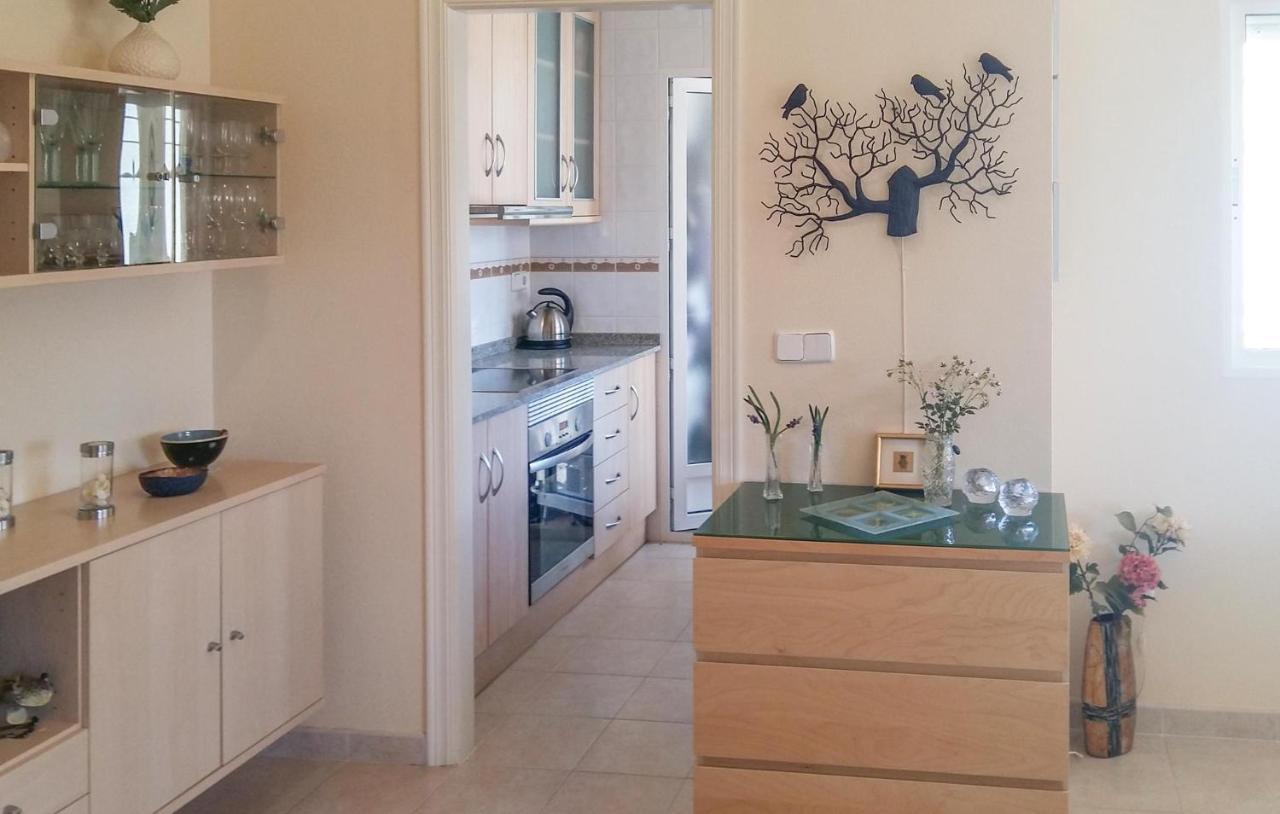 Cozy Home In Orihuela Costa With Kitchen Dehesa de Campoamor  Екстер'єр фото
