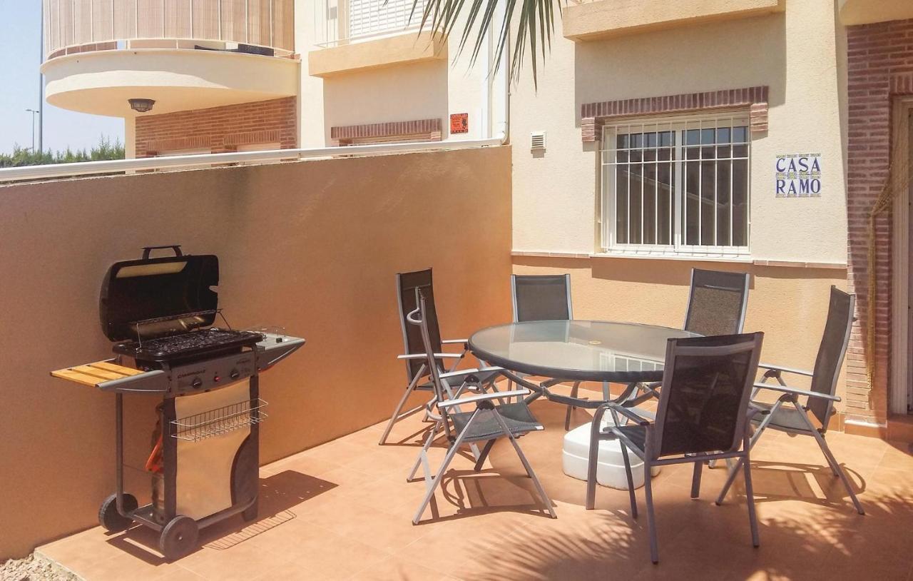 Cozy Home In Orihuela Costa With Kitchen Dehesa de Campoamor  Екстер'єр фото