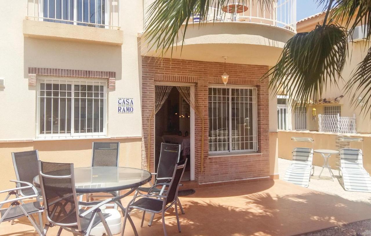 Cozy Home In Orihuela Costa With Kitchen Dehesa de Campoamor  Екстер'єр фото
